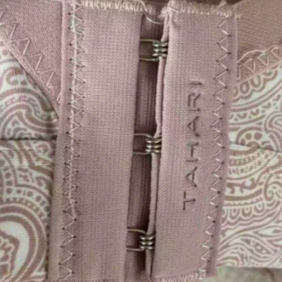 Tahari Full Figure Bra in Suede Mauve  size  42D - Picture 2 of 2